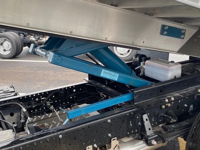 New 2024 Chevrolet Low Cab Forward image 21