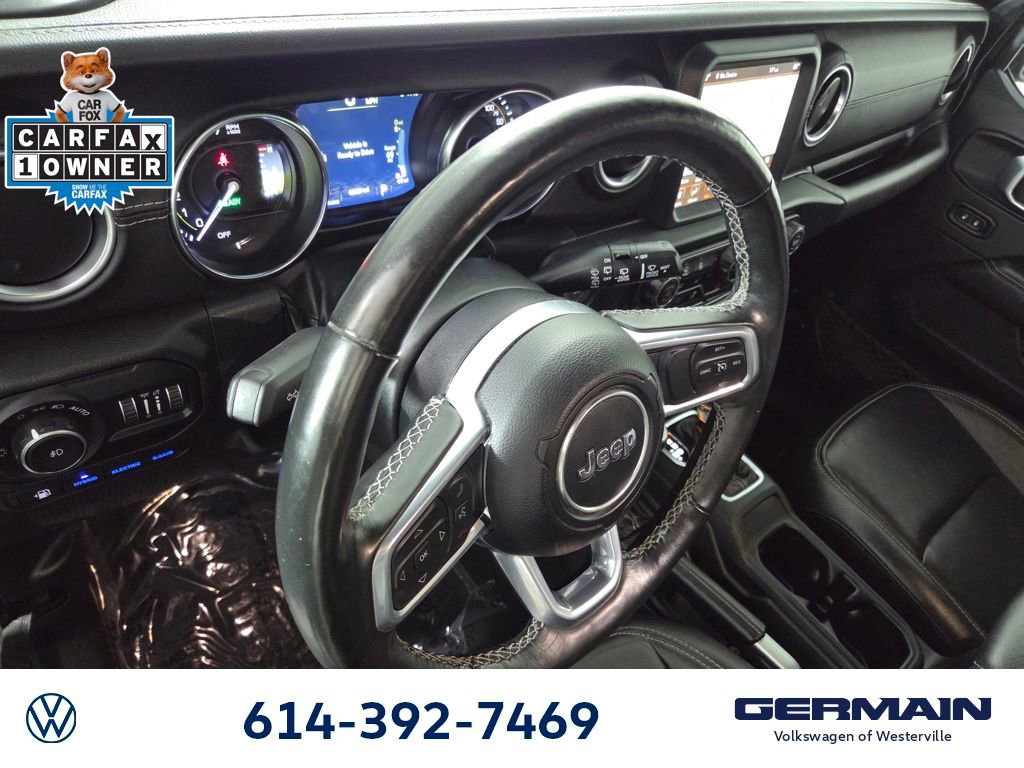 Used 2022 Jeep Wrangler Unlimited Sahara w/ Cold Weather Group AWD/4WD image 13