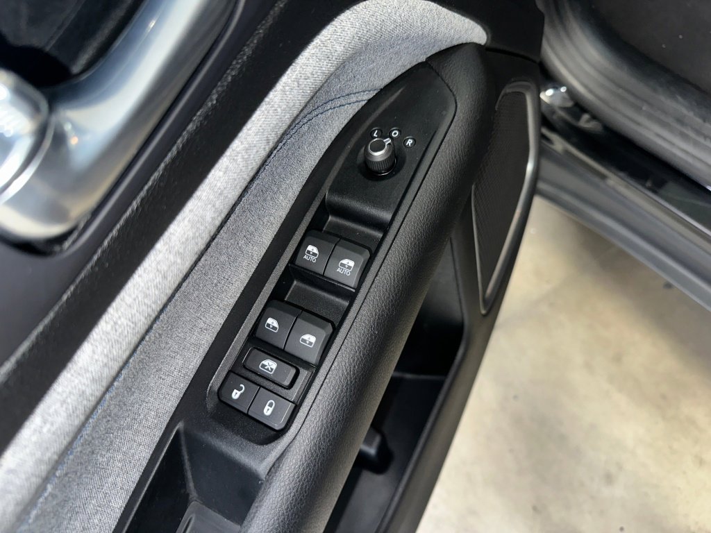 Used 2022 Jeep Compass Latitude w/ Convenience Group image 5