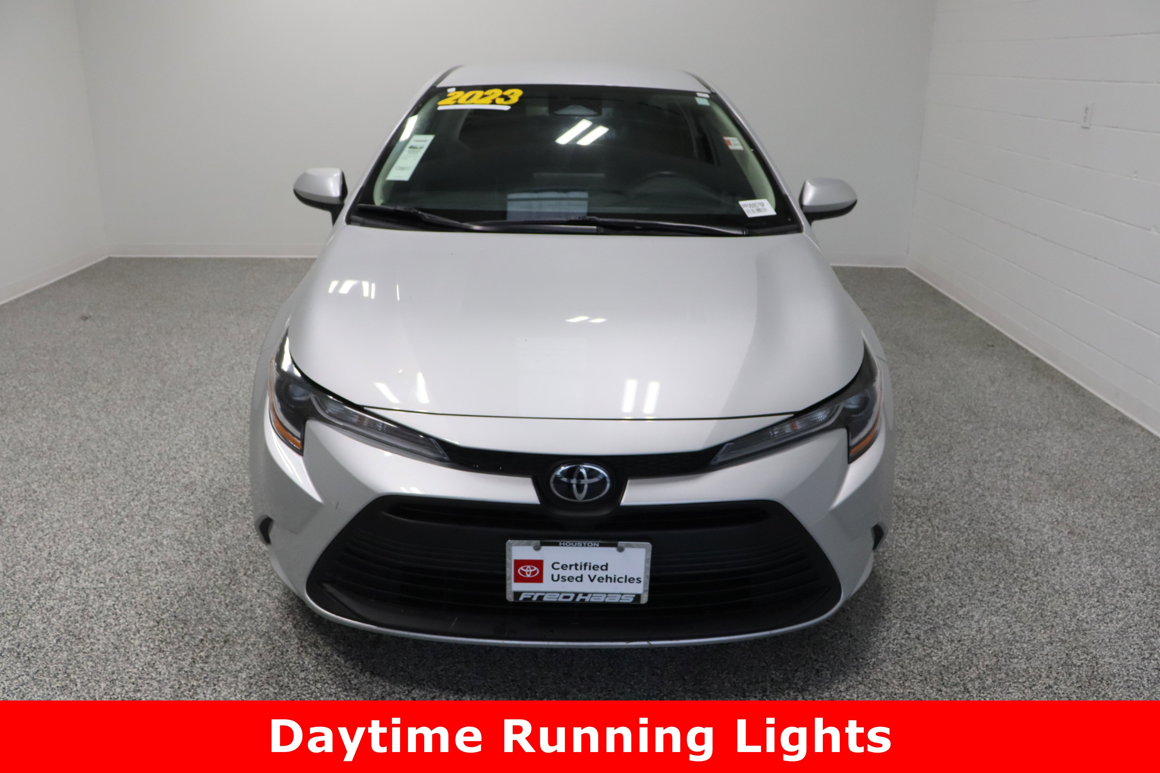 Certified 2023 Toyota Corolla LE image 3