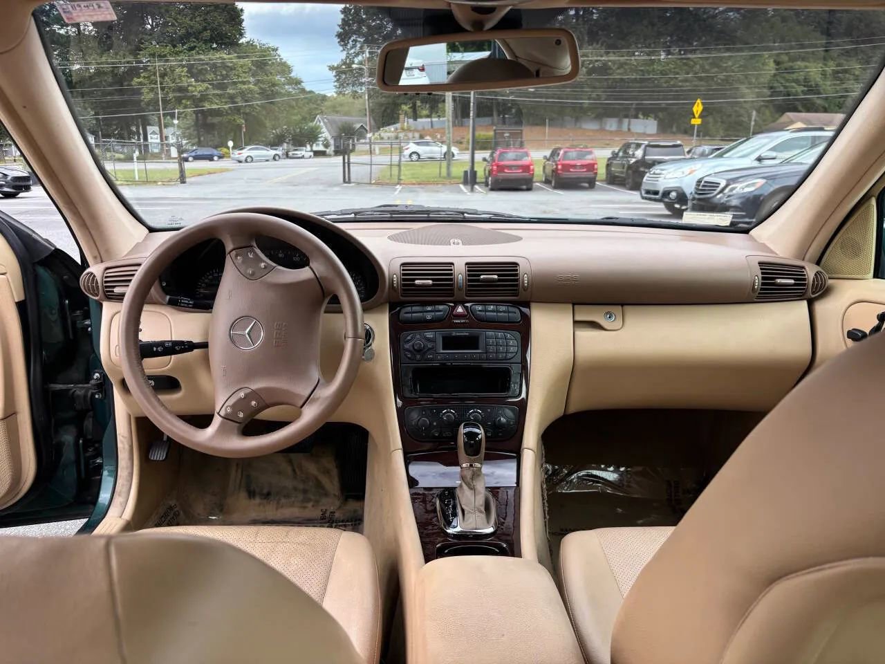 Used 2001 Mercedes-Benz C 240 Sedan image 10