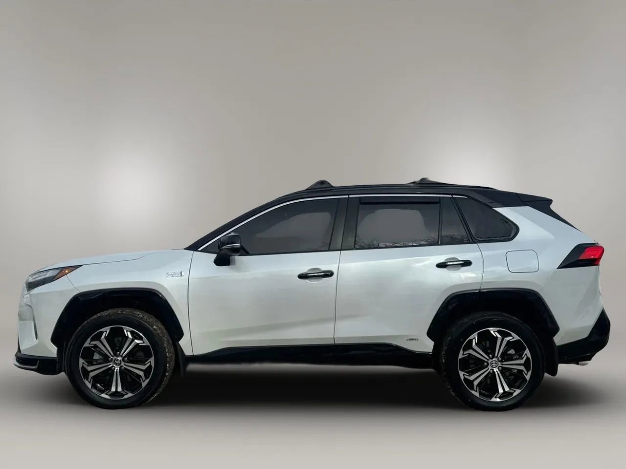 Used 2023 Toyota RAV4 XSE w/ Weather Package image 2