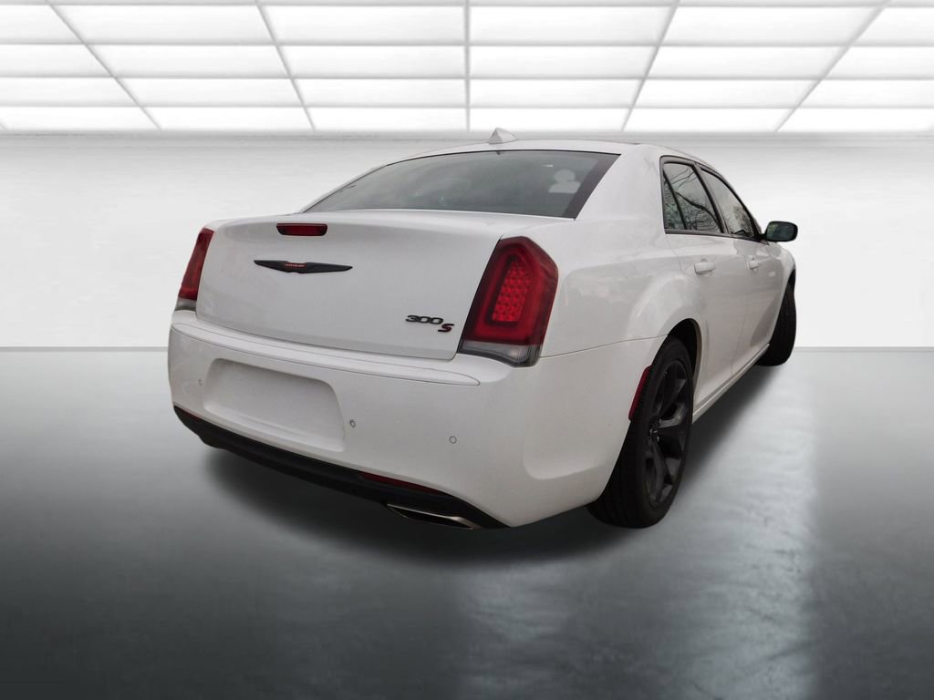 Used 2023 Chrysler 300 S image 5