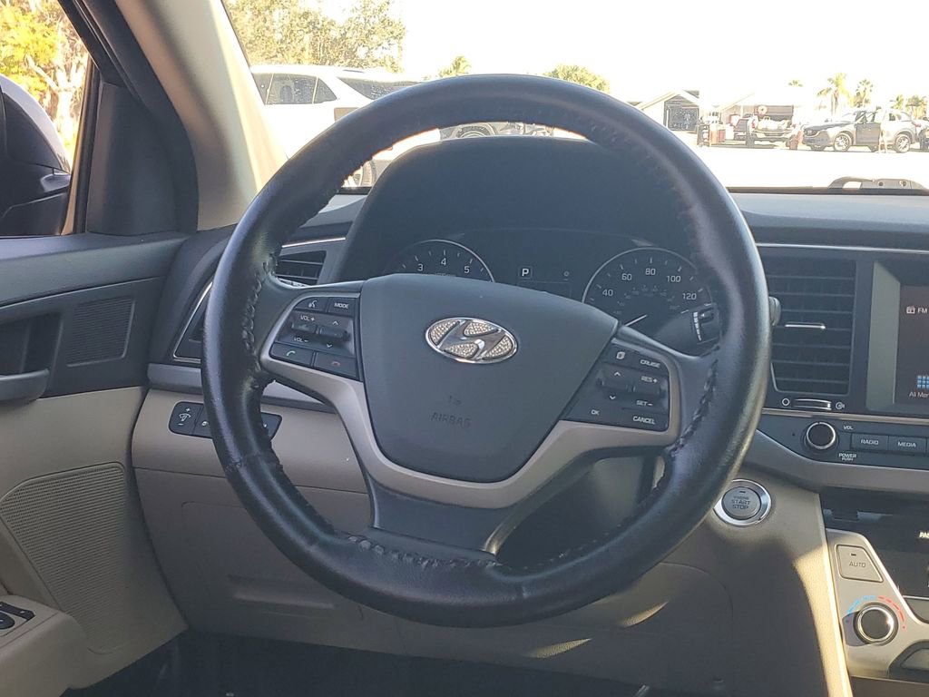 Used 2017 Hyundai Elantra Value Edition image 25