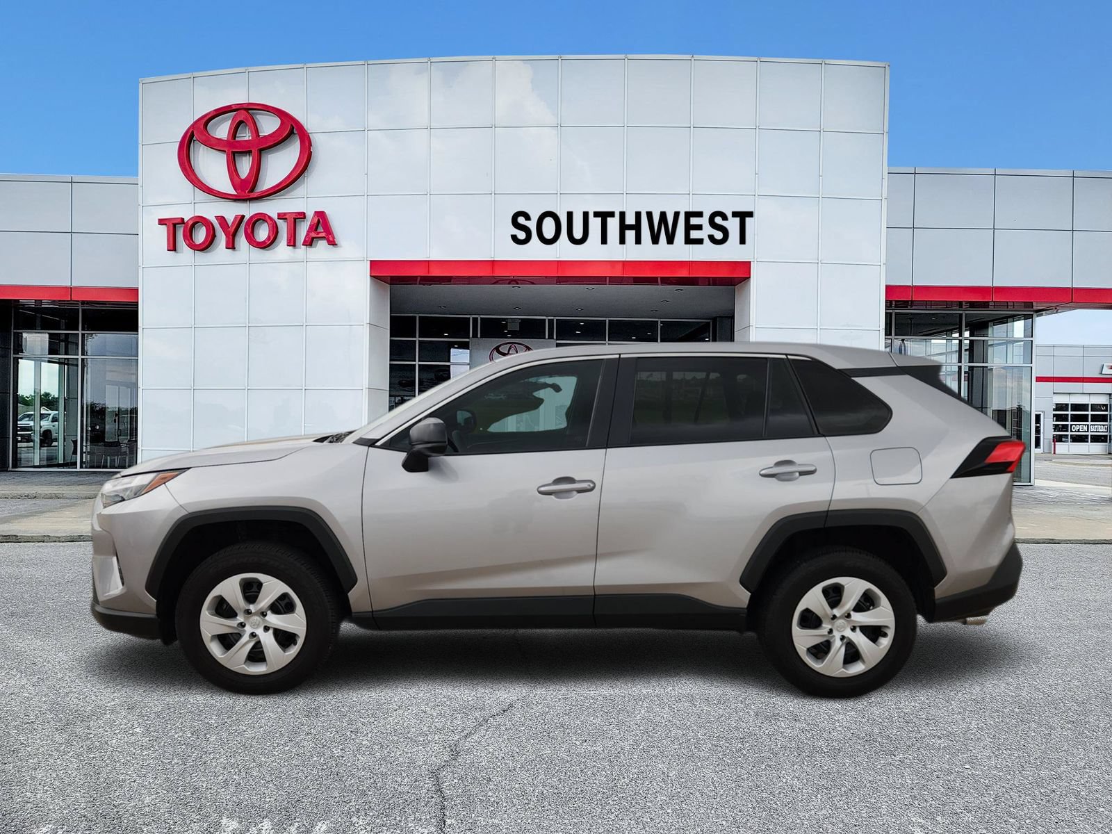 Used 2023 Toyota RAV4 XSE AWD/4WD image 3