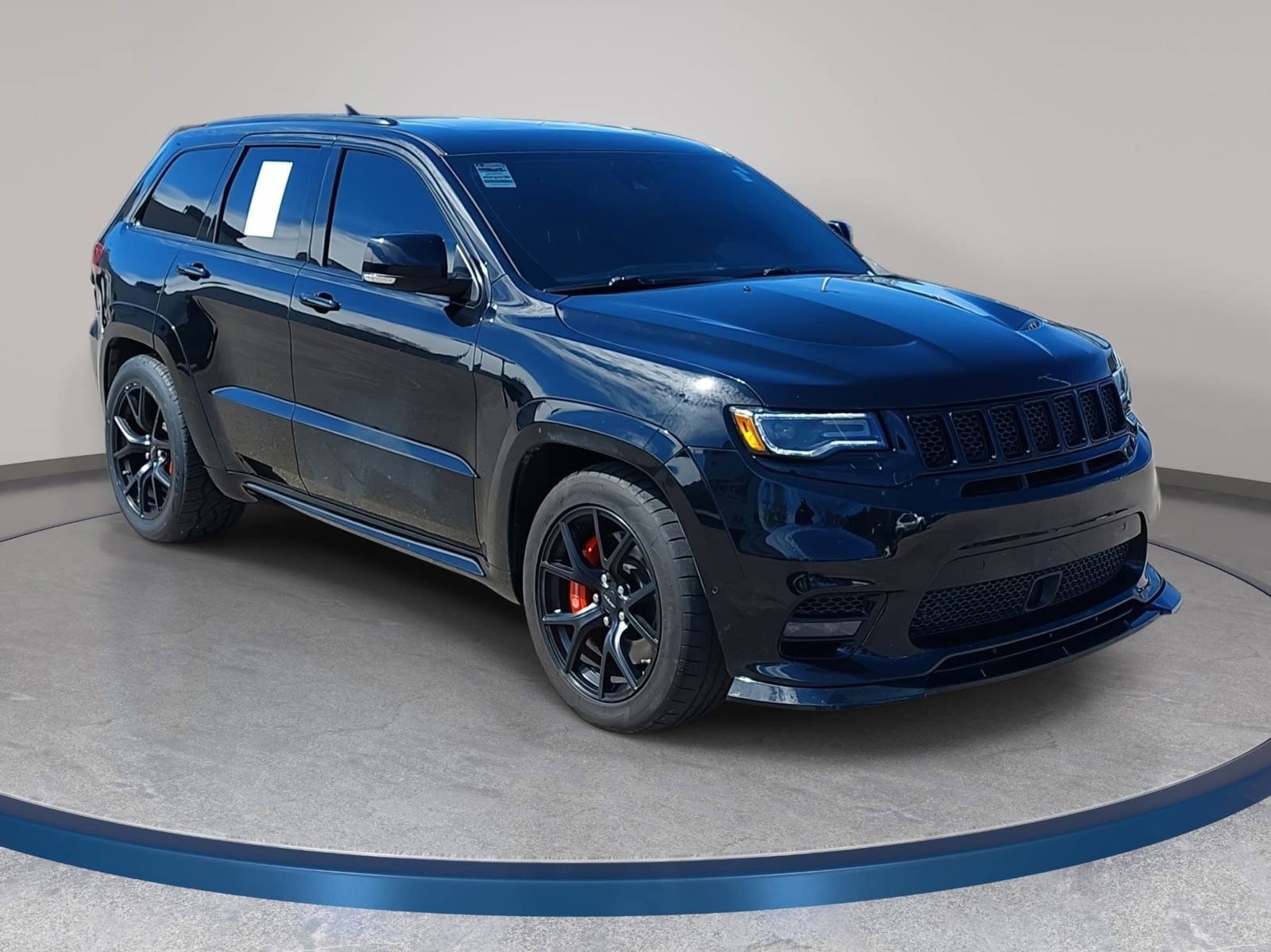 Used 2020 Jeep Grand Cherokee SRT image 3