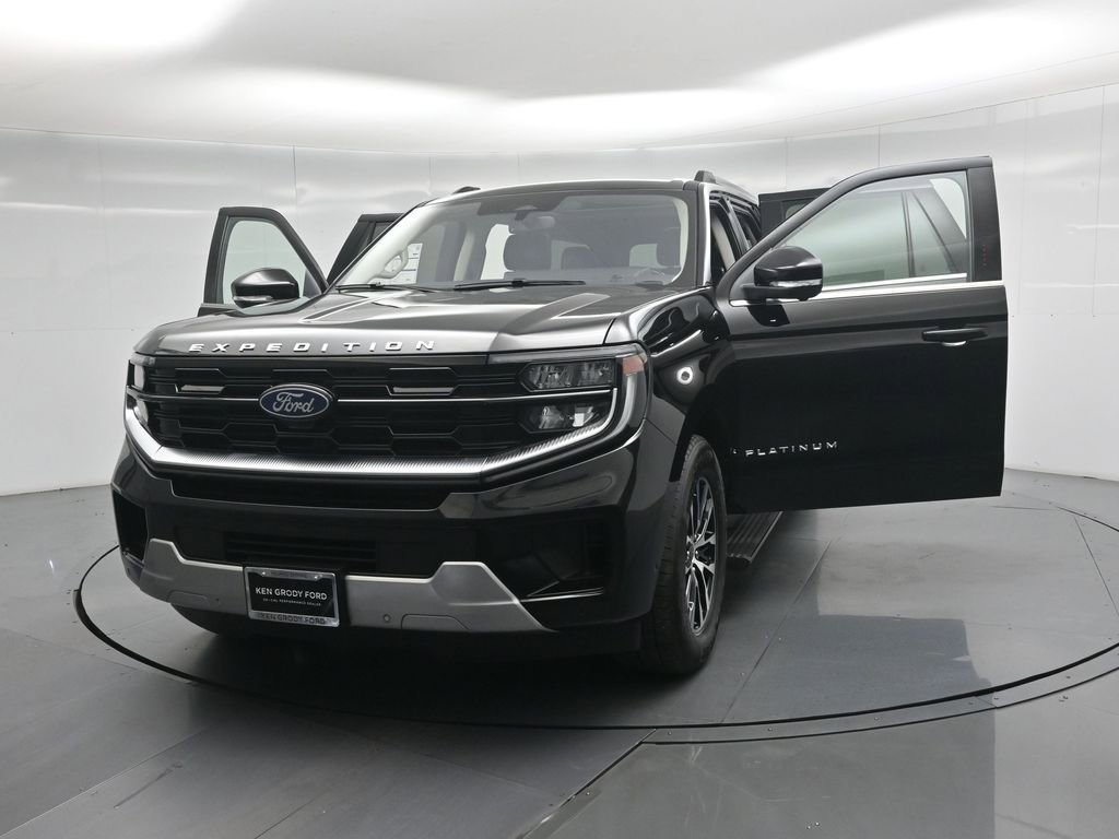 Certified 2025 Ford Expedition Max Platinum image 33