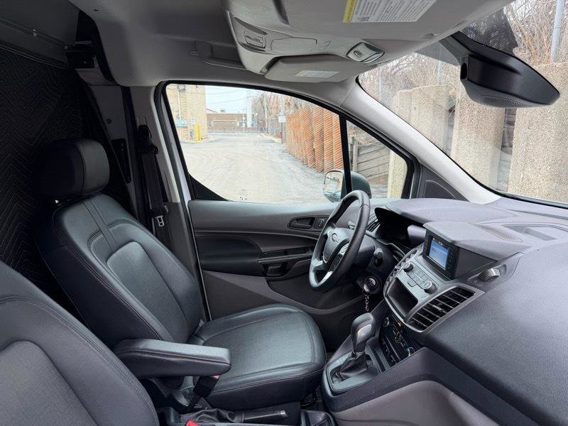 Used 2021 Ford Transit Connect XL image 12