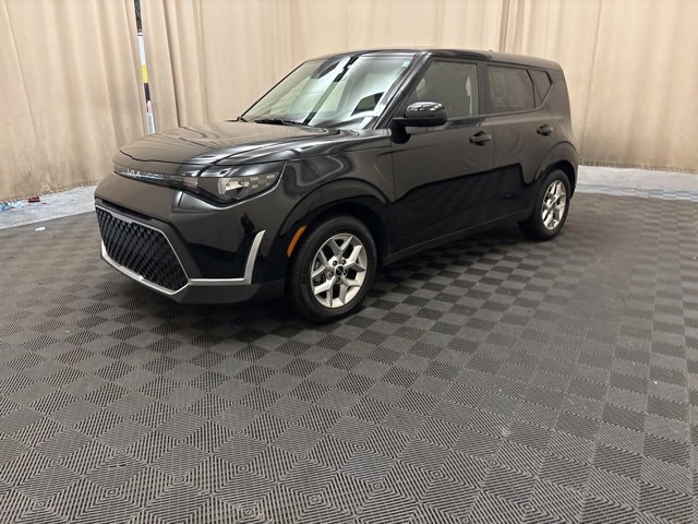Used 2023 Kia Soul LX w/ LX Technology Package