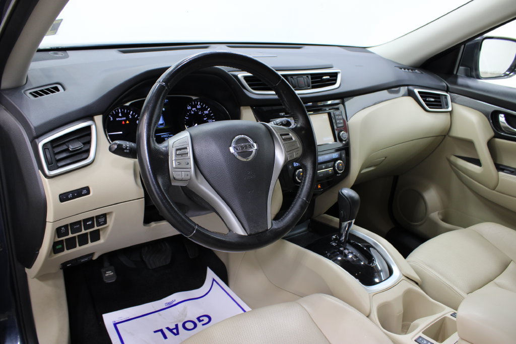 Used 2016 Nissan Rogue SL FWD image 16