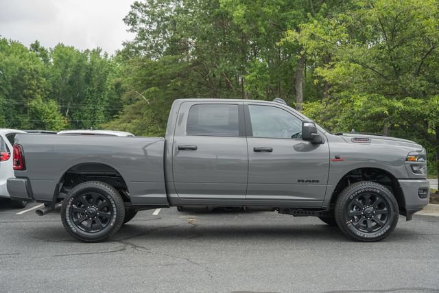 New 2026 RAM 3500 Big Horn AWD/4WD image 4