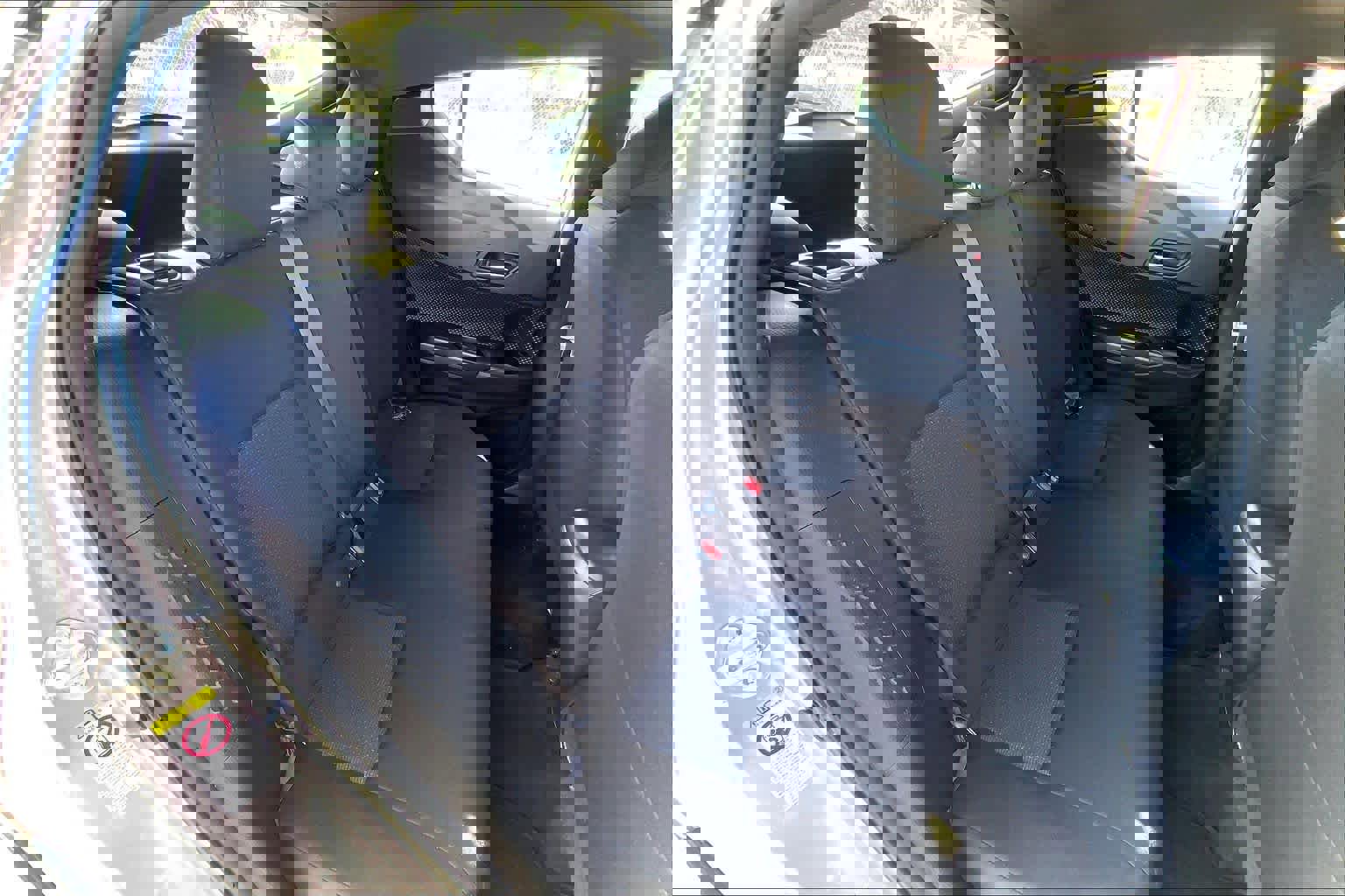 Used 2019 Toyota C-HR LE image 18