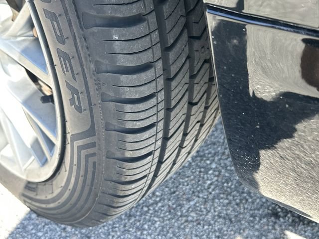 Used 2022 Jeep Grand Cherokee L Summit w/ Luxury Tech Group V image 32