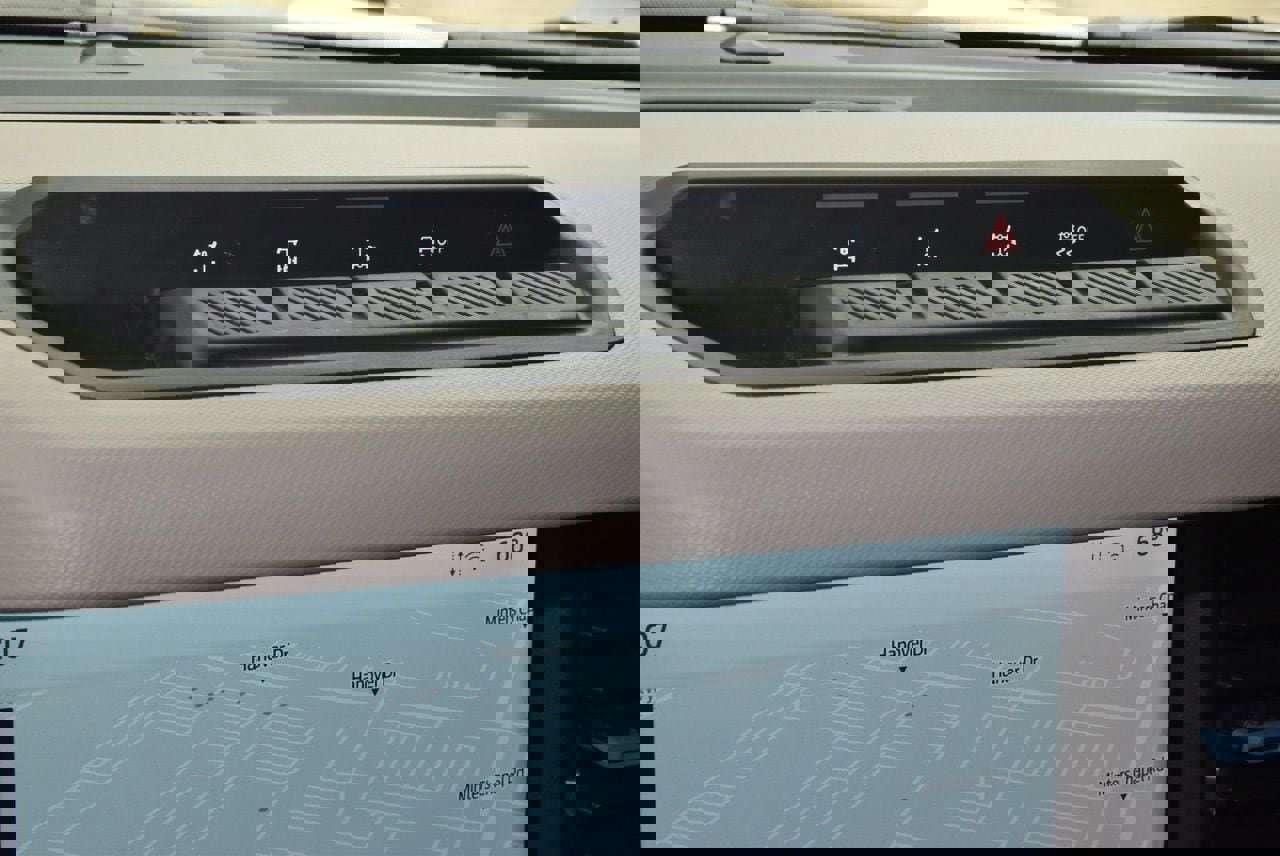 Used 2023 Ford Bronco Wildtrak image 28