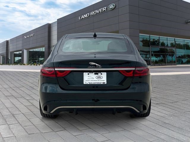 New 2024 Jaguar XF R-Dynamic SE AWD/4WD image 4
