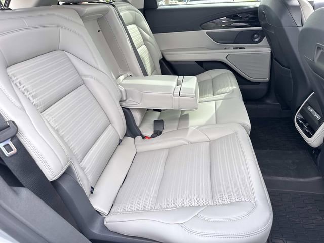 New 2026 Lincoln Nautilus Reserve w/ Jet Appearance Package AWD/4WD image 10