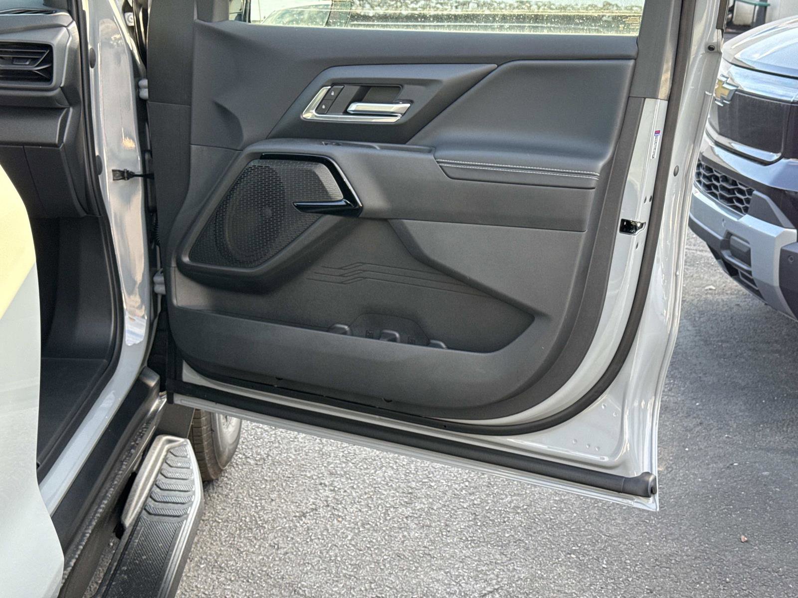 New 2026 Chevrolet Silverado EV LT image 11
