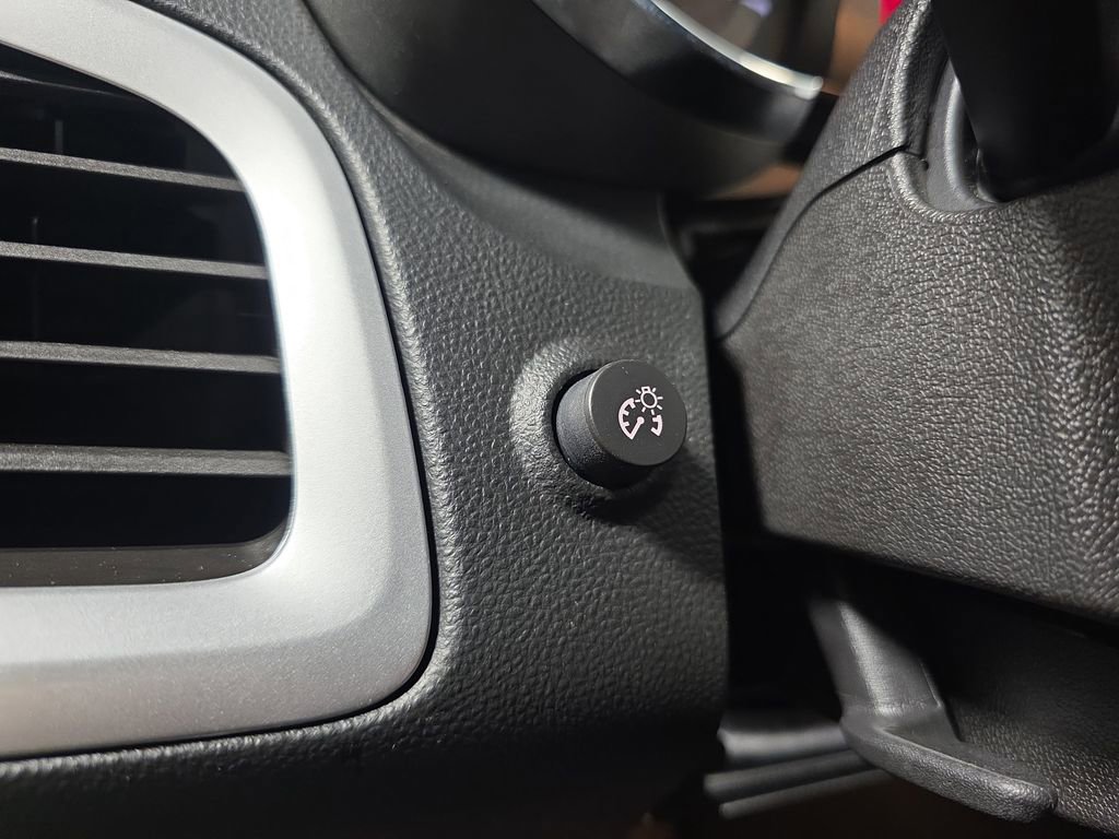 Used 2017 GMC Terrain SLT w/ Open Road Package image 24