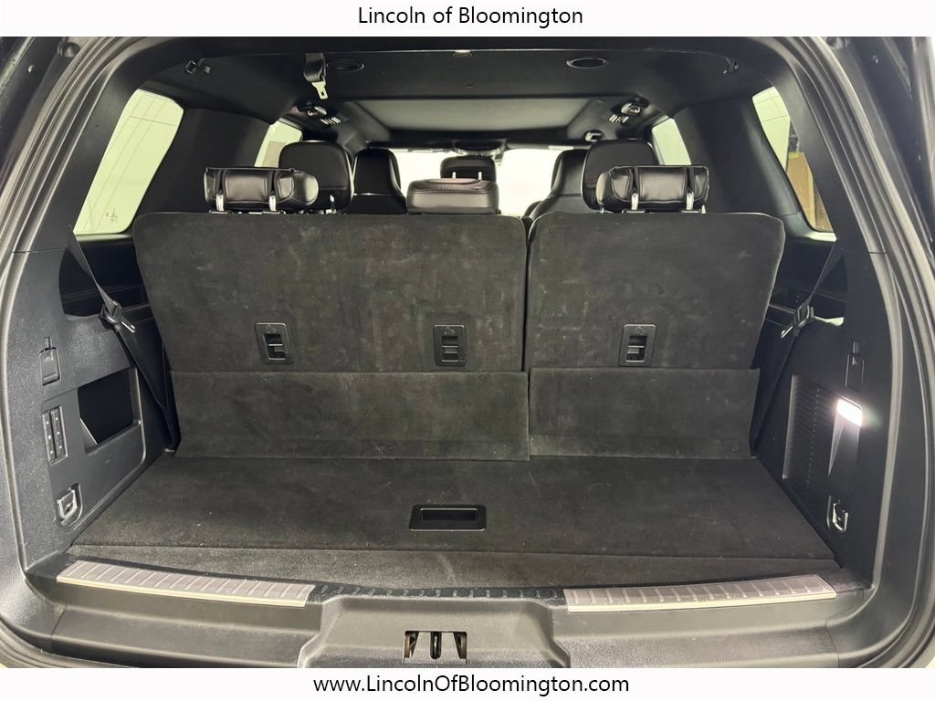Used 2020 Lincoln Navigator Reserve w/ Equipment Group 208A Reserve AWD/4WD image 14