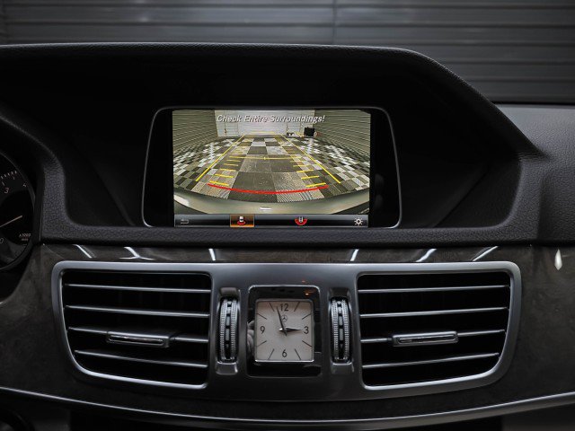 Used 2016 Mercedes-Benz E 350 Sedan image 27