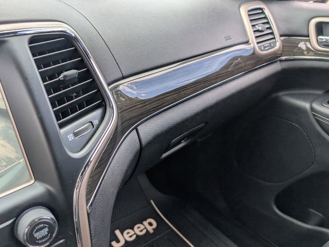 Used 2014 Jeep Grand Cherokee Overland image 30