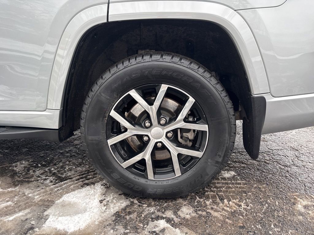 Certified 2021 Jeep Grand Cherokee L Overland w/ Advanced Protech Group III image 34