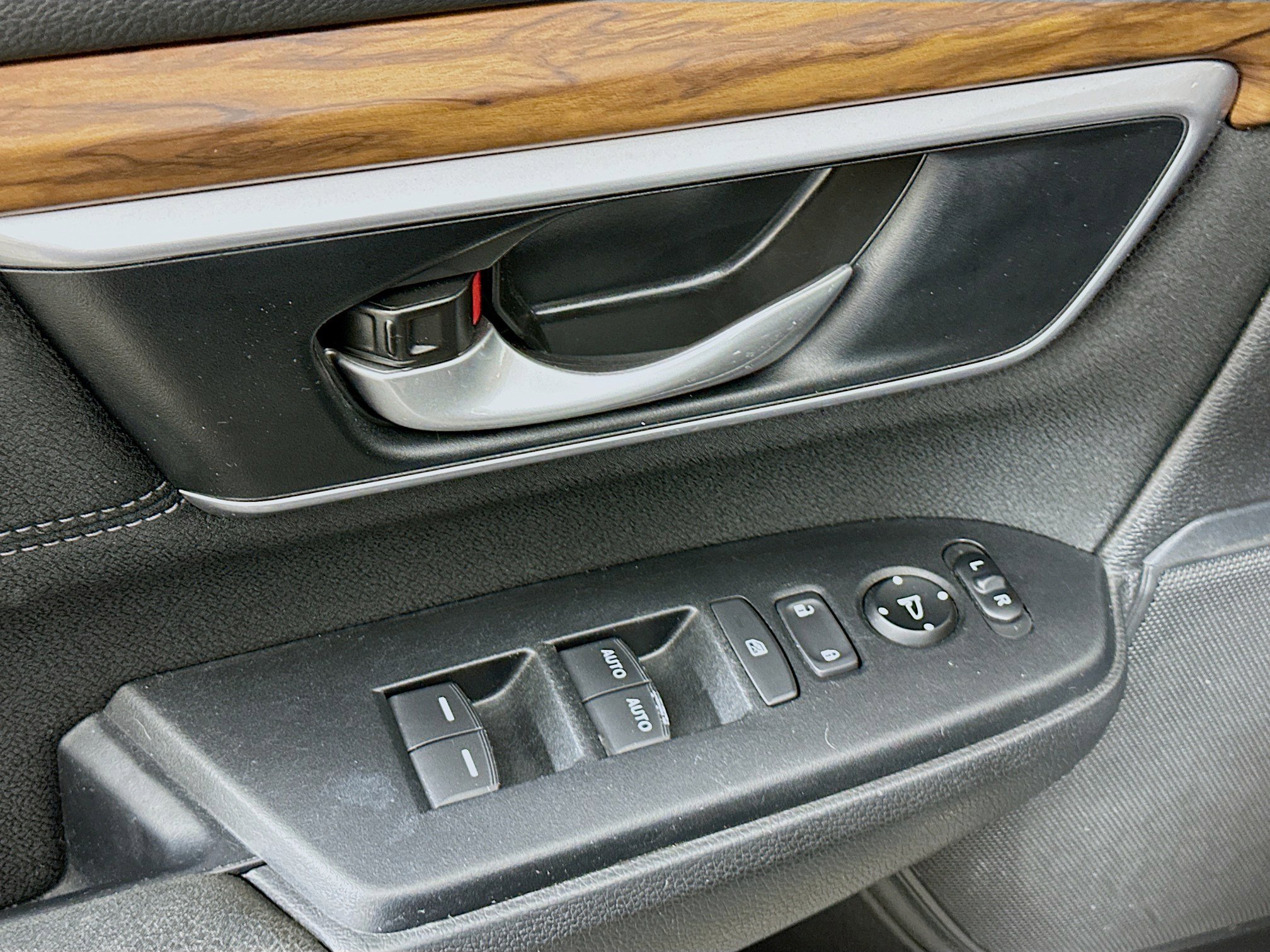 Used 2022 Honda CR-V EX image 15