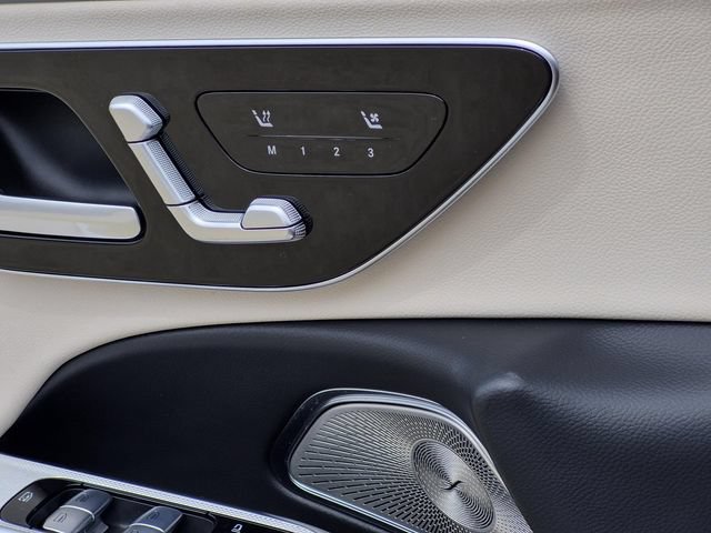 Used 2025 Mercedes-Benz E 350 Sedan image 36
