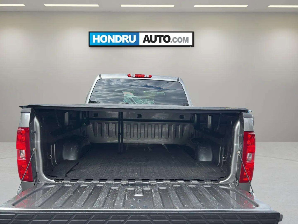 Used 2013 Chevrolet Silverado 1500 LT w/ All-Star Edition AWD/4WD image 9