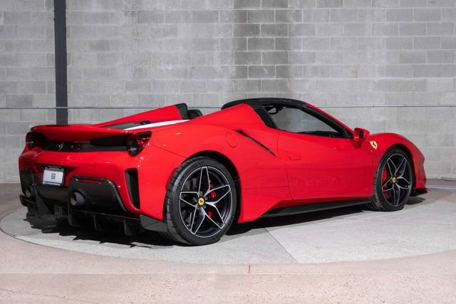 Used 2020 Ferrari 488 Pista Spider image 3