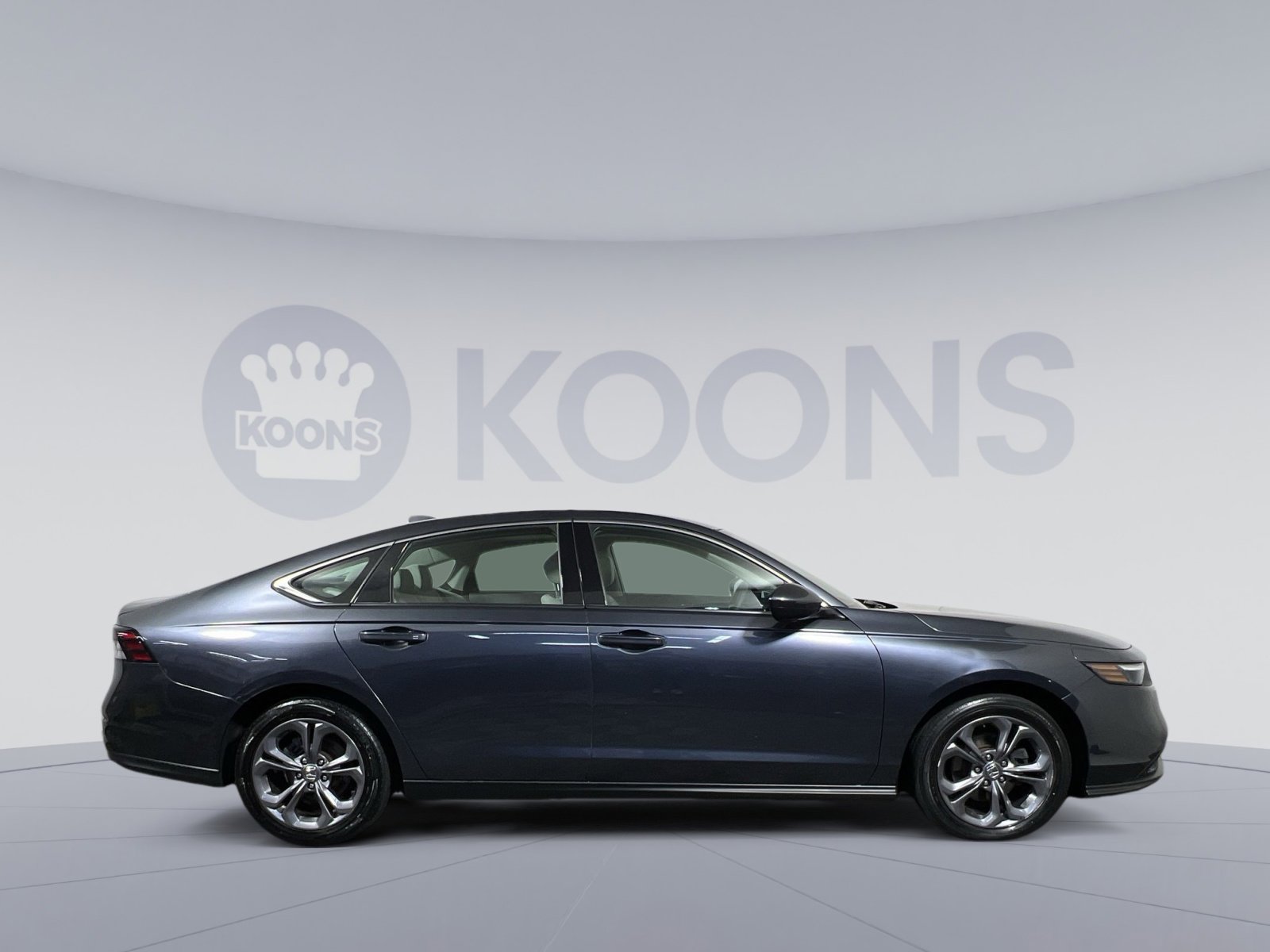 Used 2023 Honda Accord EX image 12