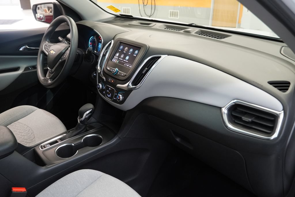 Used 2024 Chevrolet Equinox LS w/ LS Convenience Package FWD image 27