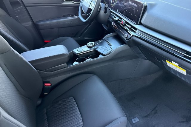 New 2027 Kia Sportage LX FWD image 19