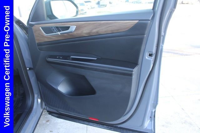 Used 2025 Volkswagen Atlas SE image 21