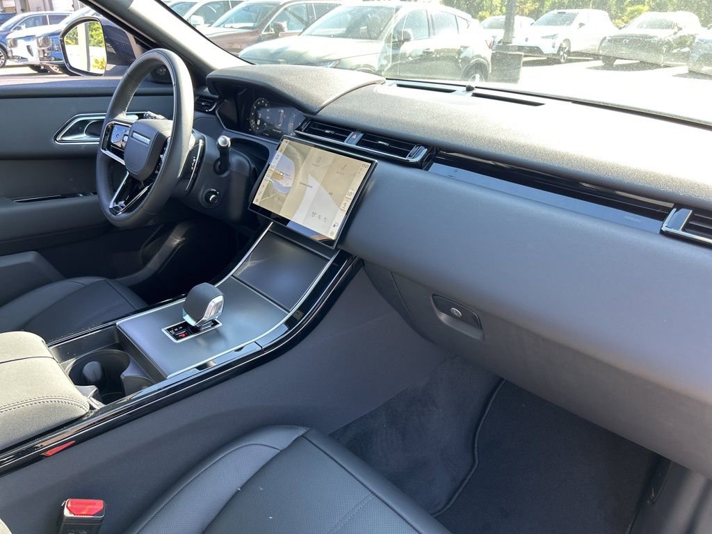 New 2026 Land Rover Range Rover Velar S image 20