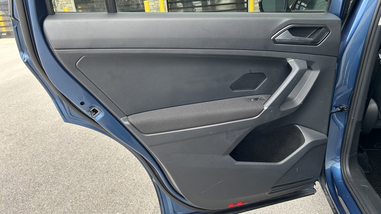 Used 2018 Volkswagen Tiguan S image 12