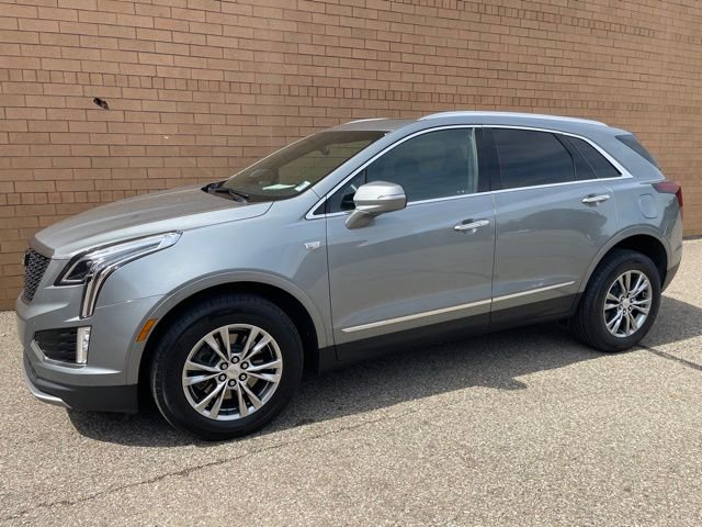 Used 2023 Cadillac XT5 Premium Luxury AWD/4WD image 2