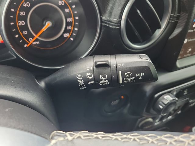 Used 2019 Jeep Wrangler Unlimited Sahara AWD/4WD image 27