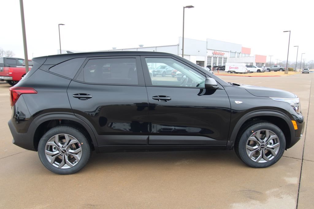 New 2026 Kia Seltos LX image 4