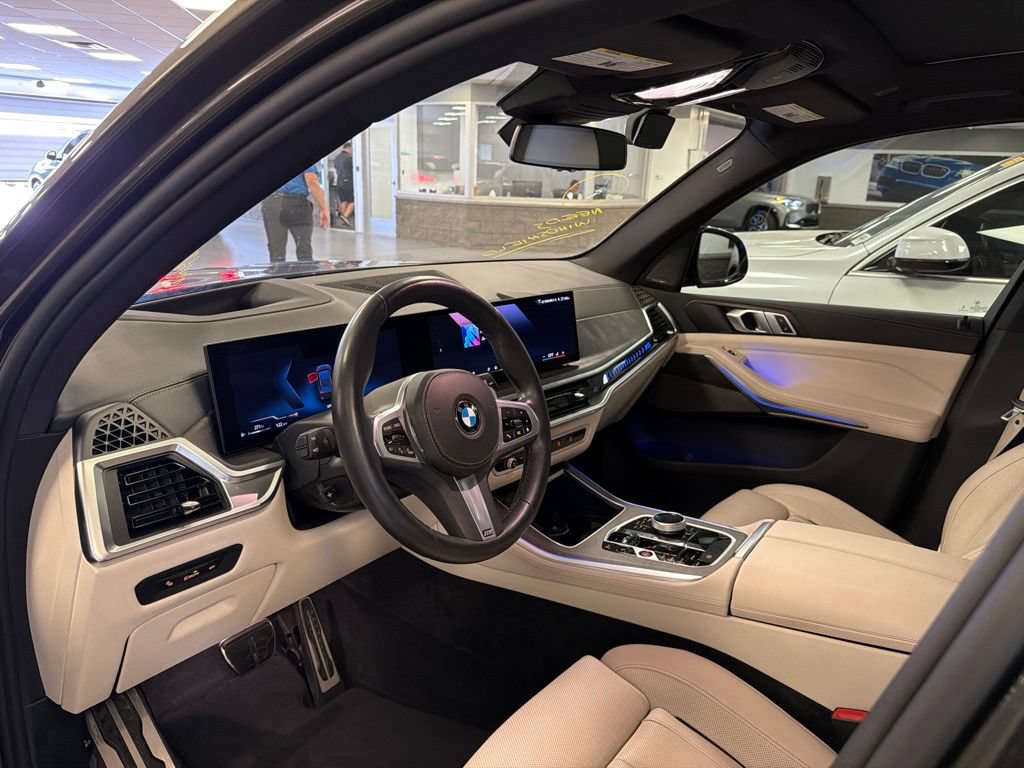 Certified 2024 BMW X5 sDrive40i w/ Executive Package RWD image 3