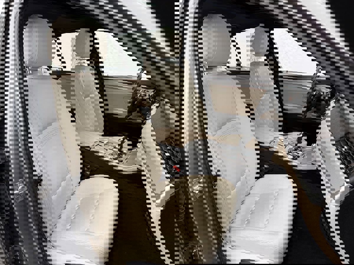 Used 2016 BMW 535i xDrive Sedan image 25