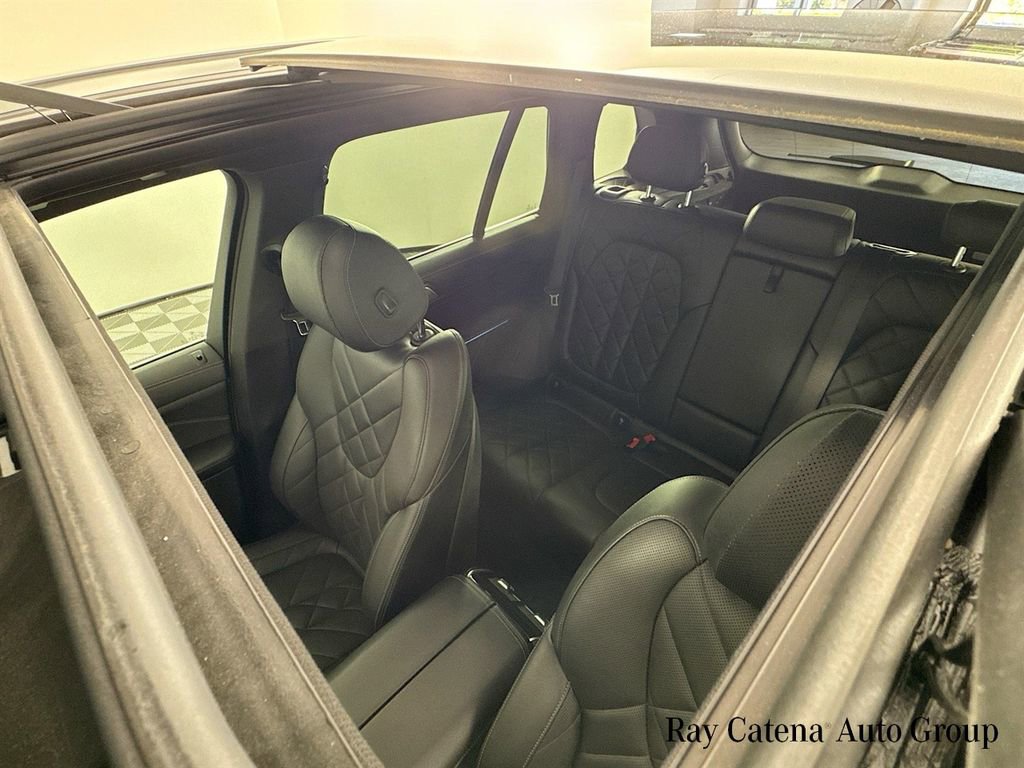 Used 2024 BMW X5 xDrive40i w/ Premium Package AWD/4WD image 23