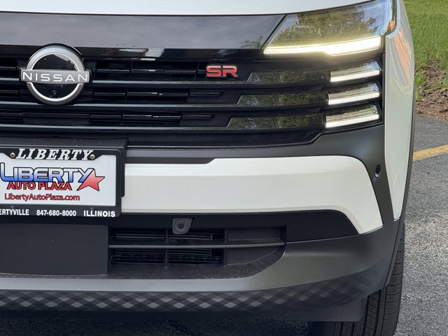 New 2026 Nissan Kicks SR w/ SR Premium Package AWD/4WD image 35