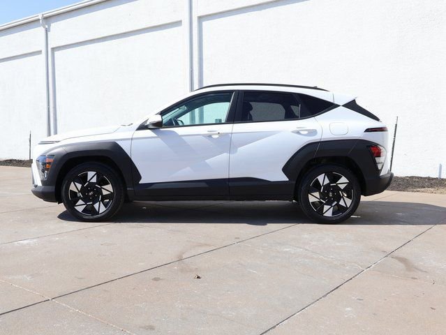 Used 2025 Hyundai Kona SEL image 5