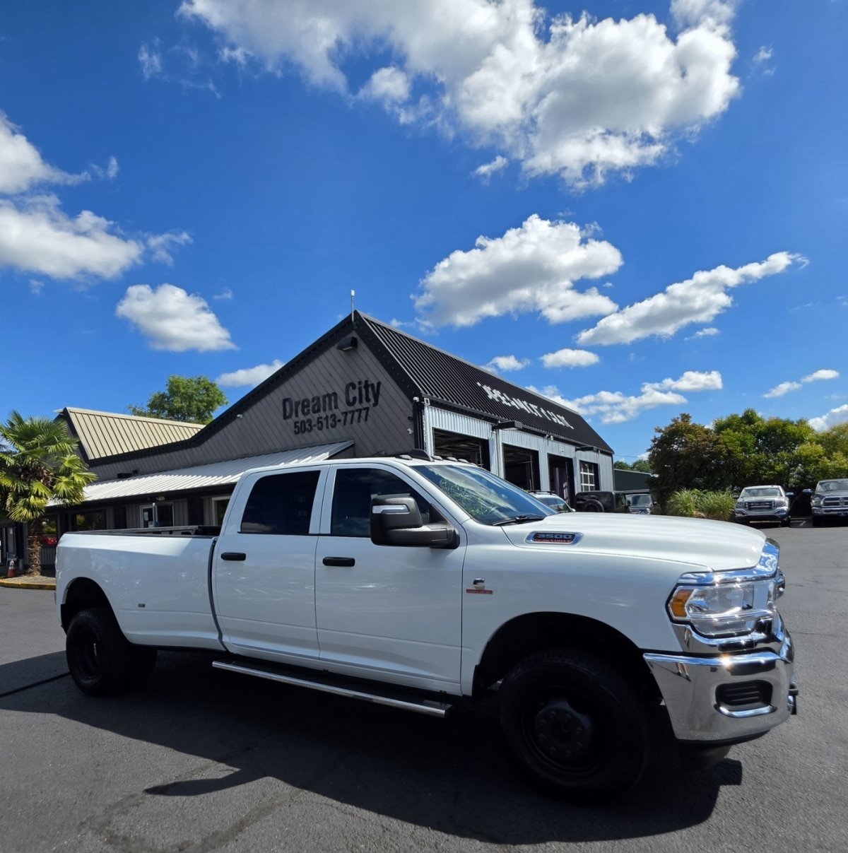Used 2024 RAM 3500 Tradesman w/ Chrome Appearance Group AWD/4WD image 2