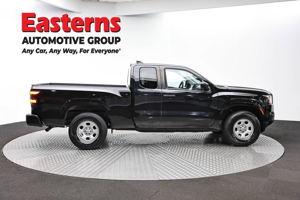 Used 2022 Nissan Frontier S RWD image 4