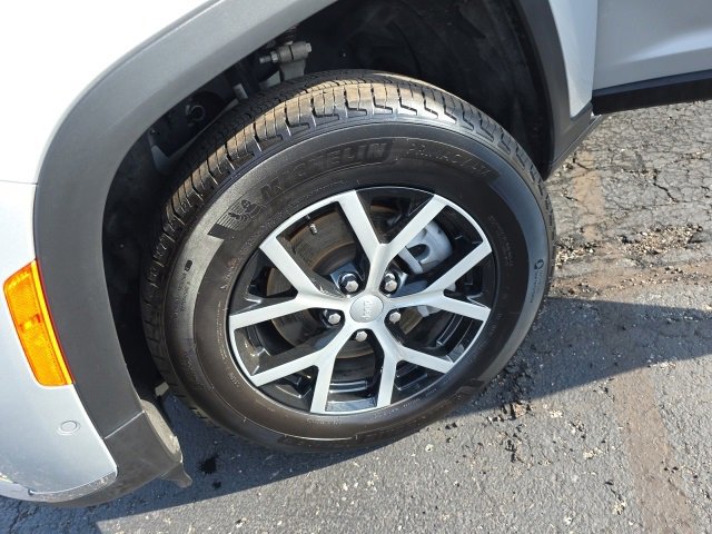 Used 2024 Jeep Grand Cherokee L Limited w/ Luxury Tech Group II image 63