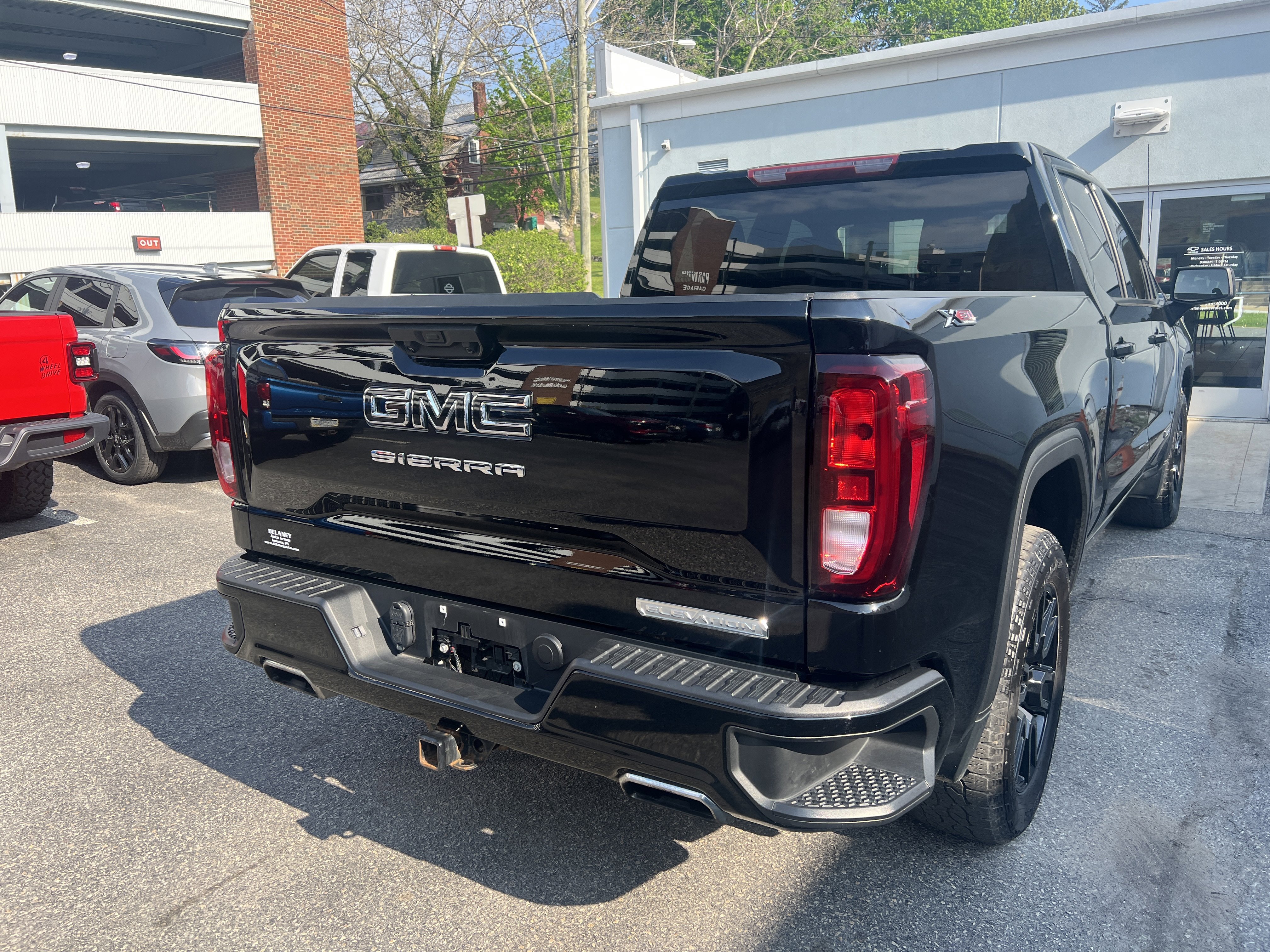 Certified 2023 GMC Sierra 1500 Elevation w/ X31 Off-Road Package AWD/4WD image 5