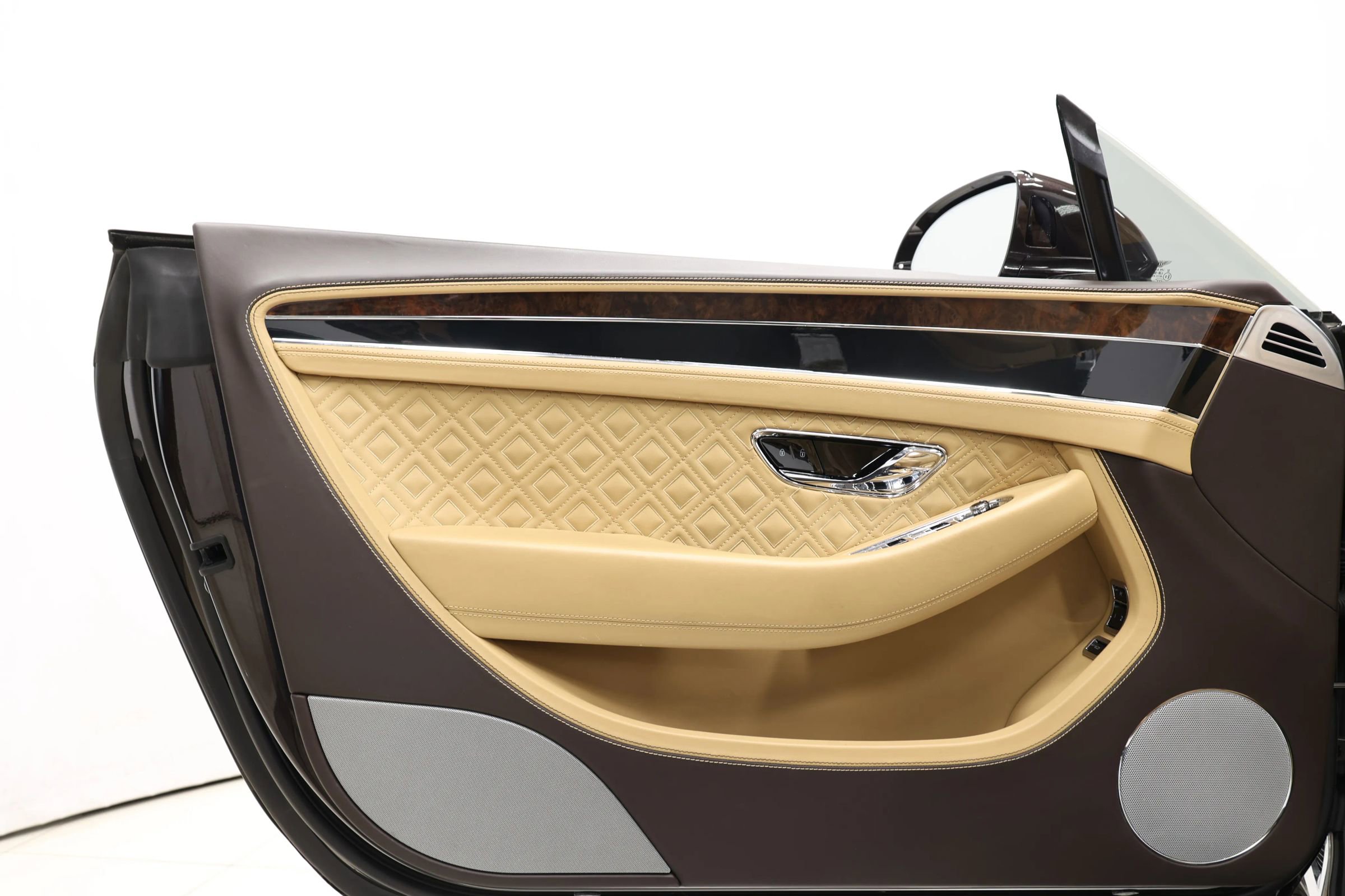 Used 2021 Bentley Continental GT image 12