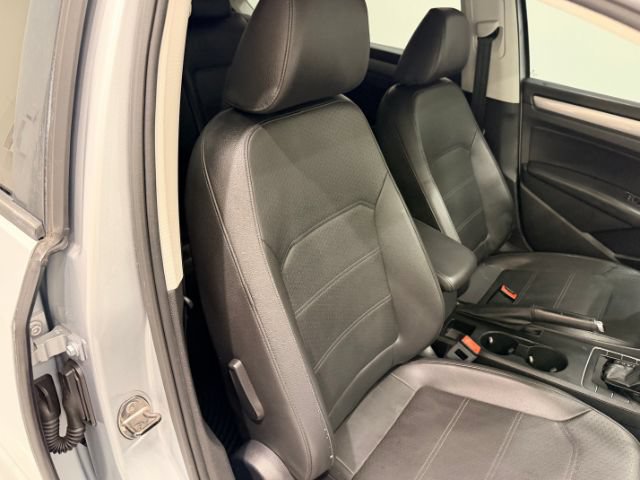 Used 2014 Volkswagen Passat 1.8T Wolfsburg Edition FWD image 32